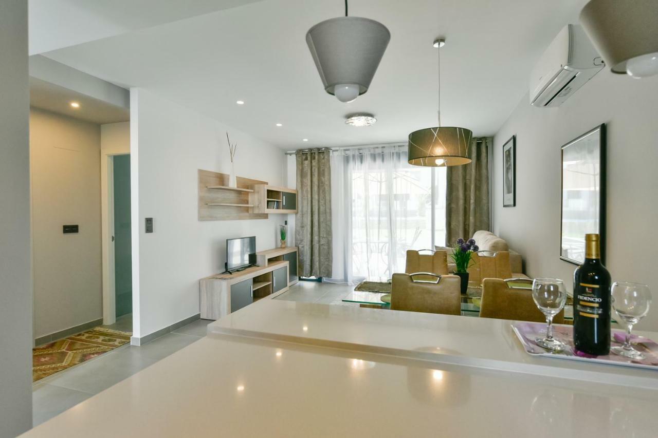 Oasis Beach IX Puntaprima Διαμέρισμα Τορεβιέχα Εξωτερικό φωτογραφία