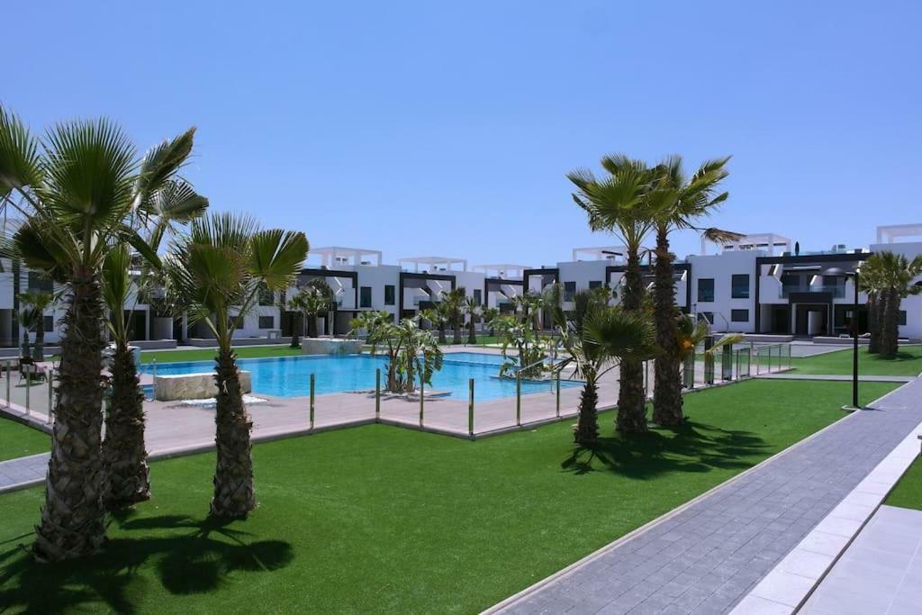 Oasis Beach IX Puntaprima Διαμέρισμα Τορεβιέχα Εξωτερικό φωτογραφία