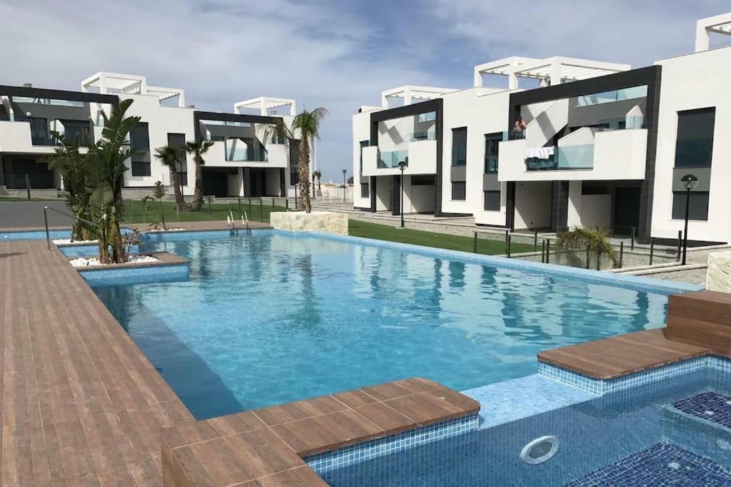 Oasis Beach IX Puntaprima Διαμέρισμα Τορεβιέχα Εξωτερικό φωτογραφία