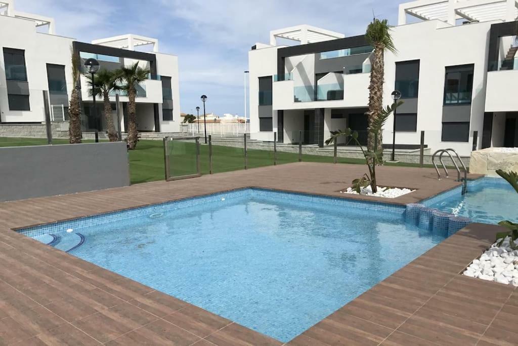 Oasis Beach IX Puntaprima Διαμέρισμα Τορεβιέχα Εξωτερικό φωτογραφία